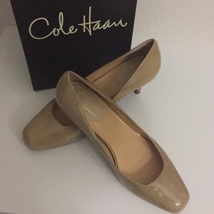 Cole Haan Carma Air.55 Air Pumps in Sand Patent